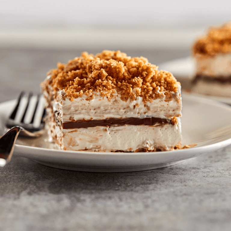 Frozen S'mores Crunch Cake Recipe | Nature Valley